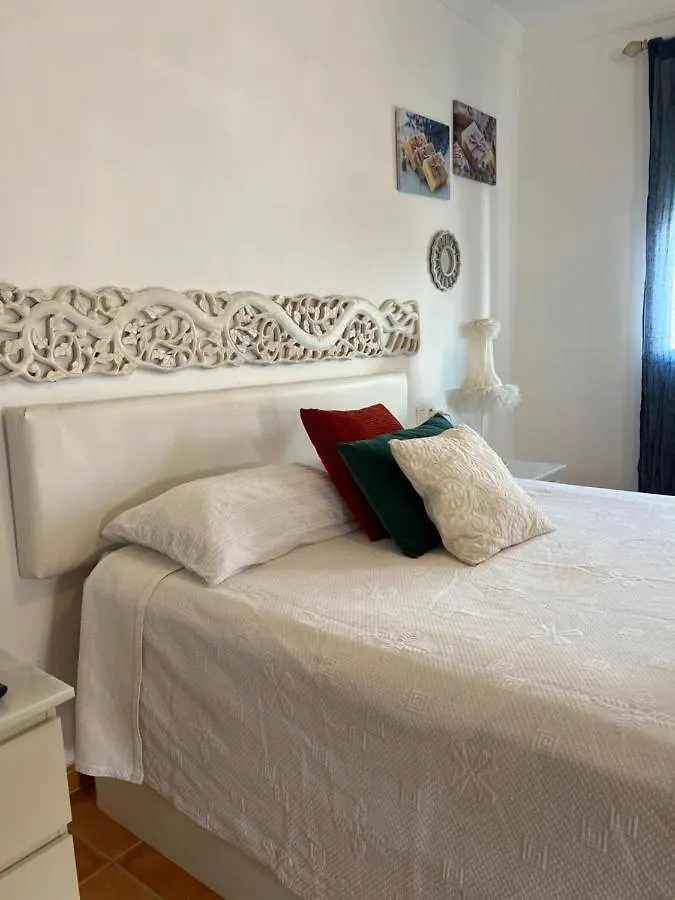 Homestay Circus Apartment Mairena del Aljarafe